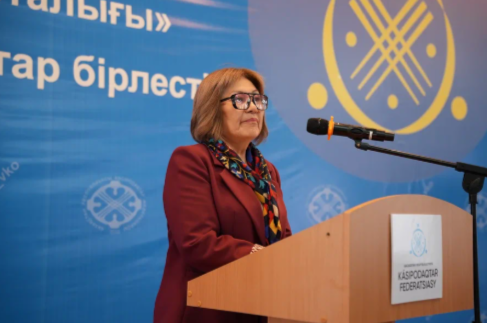 ӨСКЕМЕНДЕ КӘСІПОДАҚТАР КҮНІ АТАП ӨТІЛДІ