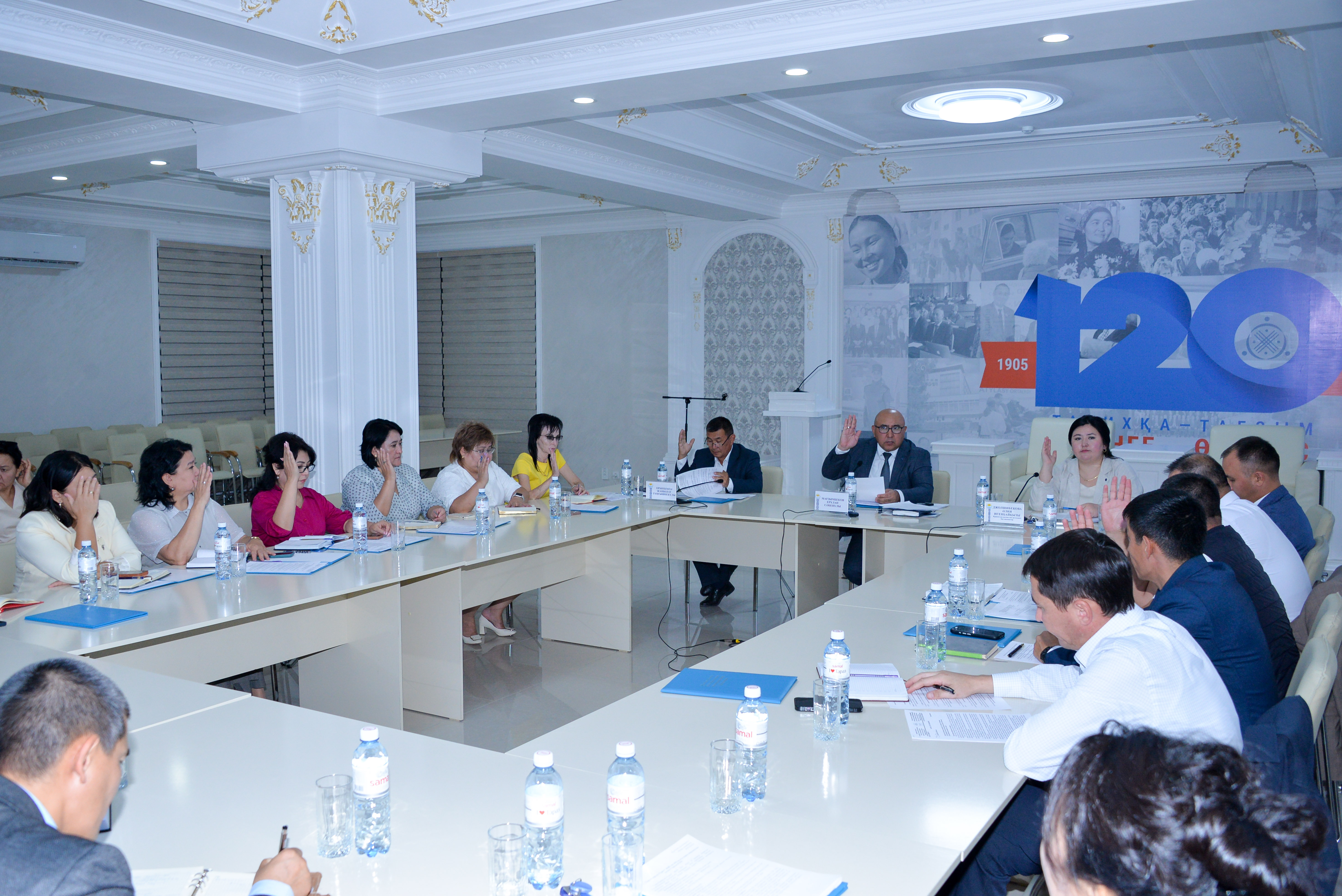 КӘСІПОДАҚ ЖҰМЫСЫНЫҢ НЕГІЗГІ МІНДЕТТЕРІ БЕЛГІЛЕНДІ