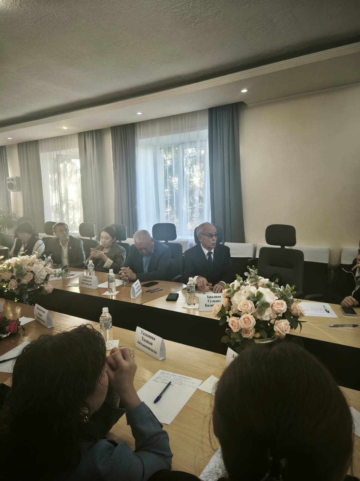 ШЫҒЫС ҚАЗАҚСТАН ОБЛЫСЫ: ӘЛЕУМЕТТІК ӘРІПТЕСТІК ПЕН КӘСІПОДАҚ ЖҰМЫСЫ БАСТЫ НАЗАРДА