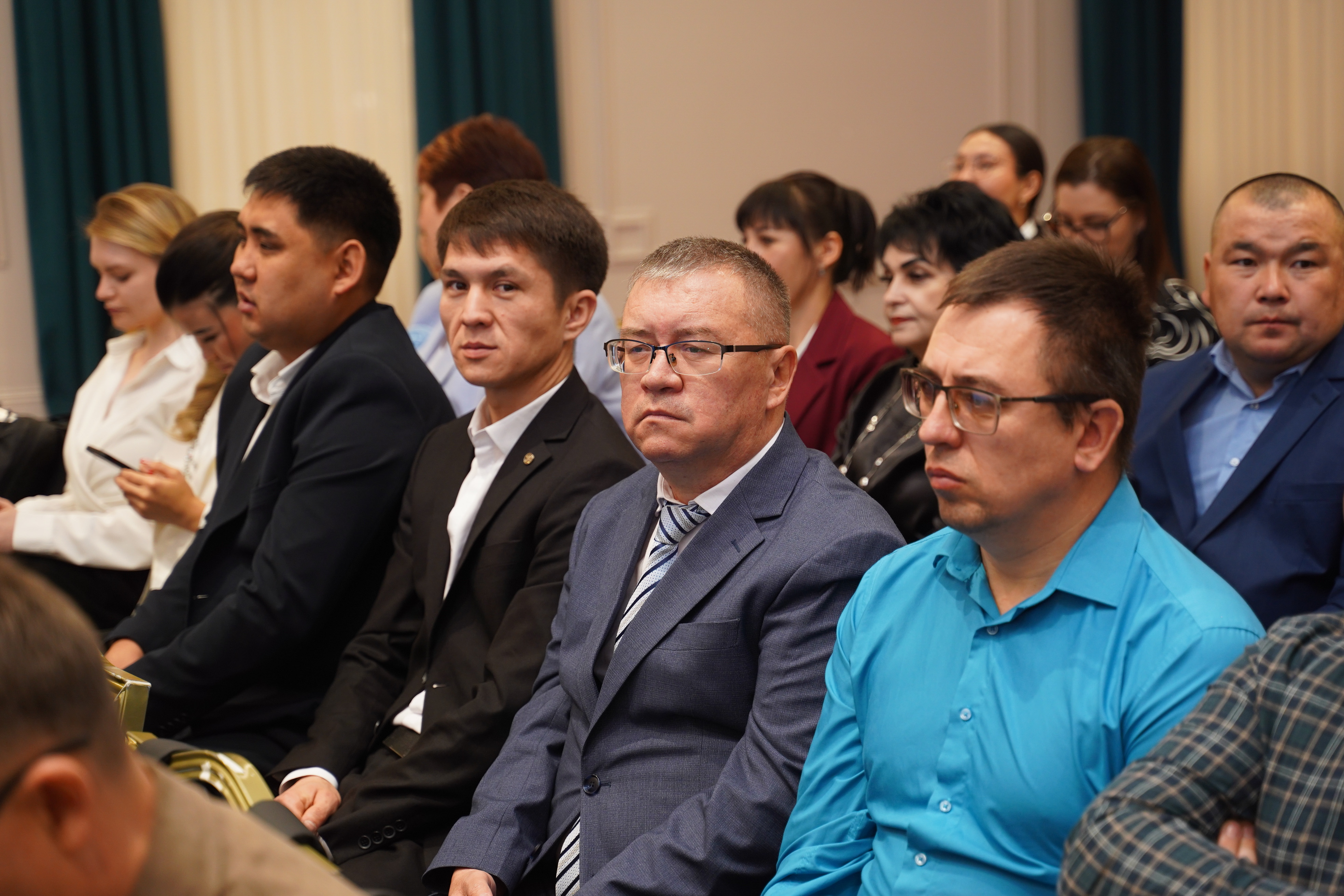 РЕСПУБЛИКАНСКИЙ ФОРУМ, ПОСВЯЩЕННЫЙ ГОДУ РАБОЧИХ ПРОФЕССИЙ