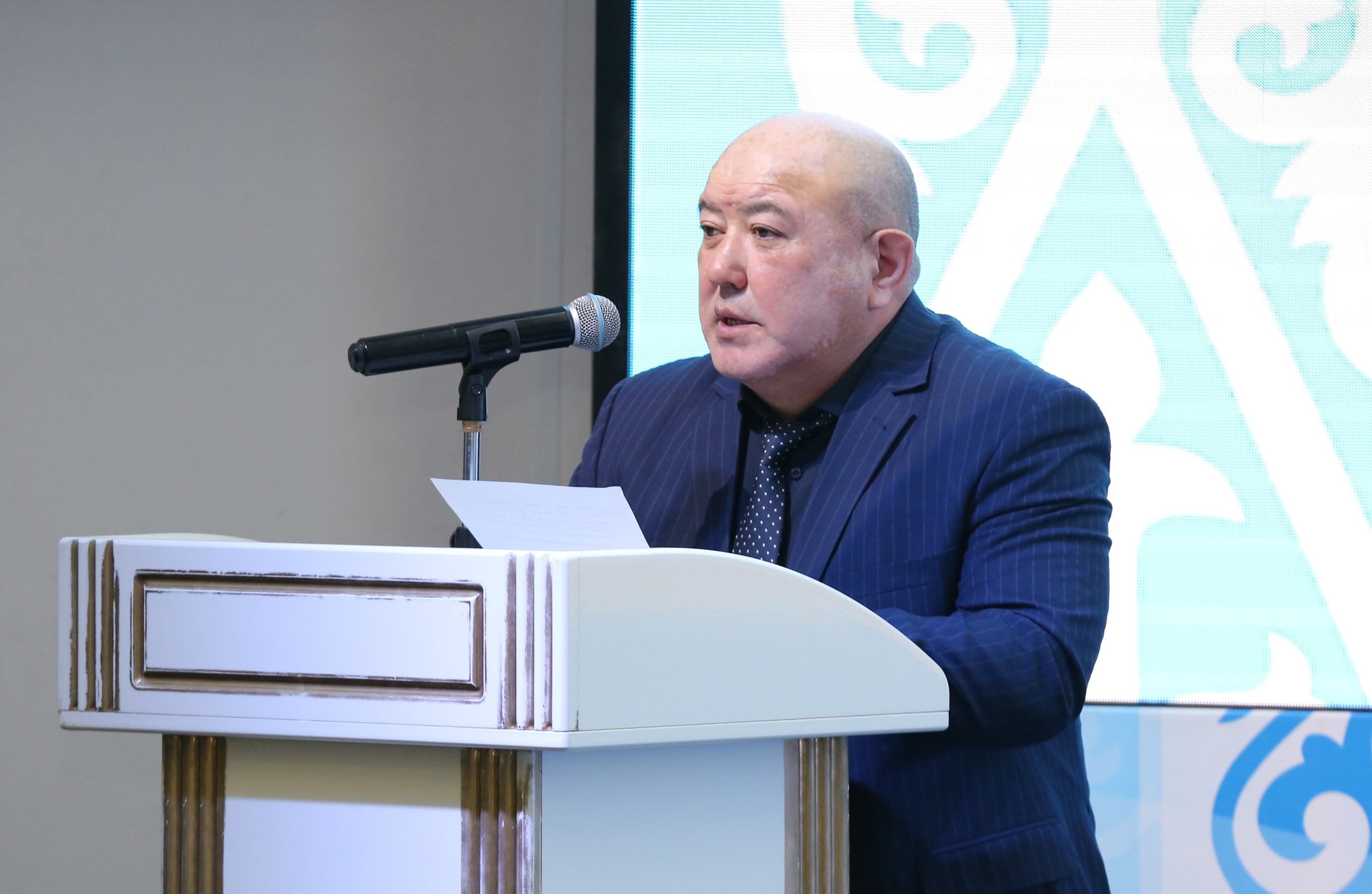 САЛАЛЫҚ КӘСІПОДАҚҚА – 100 ЖЫЛ: БАТЫС ҚАЗАҚСТАН ОБЛЫСТЫҚ ҰЙЫМЫ МЕРЕЙТОЙҒА ОРАЙ КӘСІПОДАҚ МҮШЕЛЕРІН МАРАПАТТАДЫ