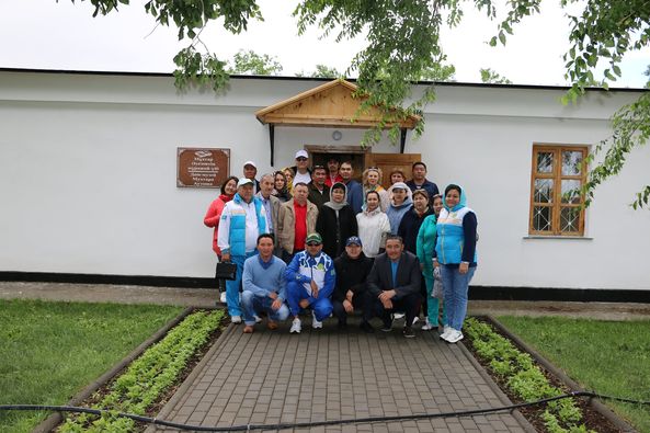 ҰЛЫ АБАЙ ЕЛІНЕ ТАҒЗЫМ