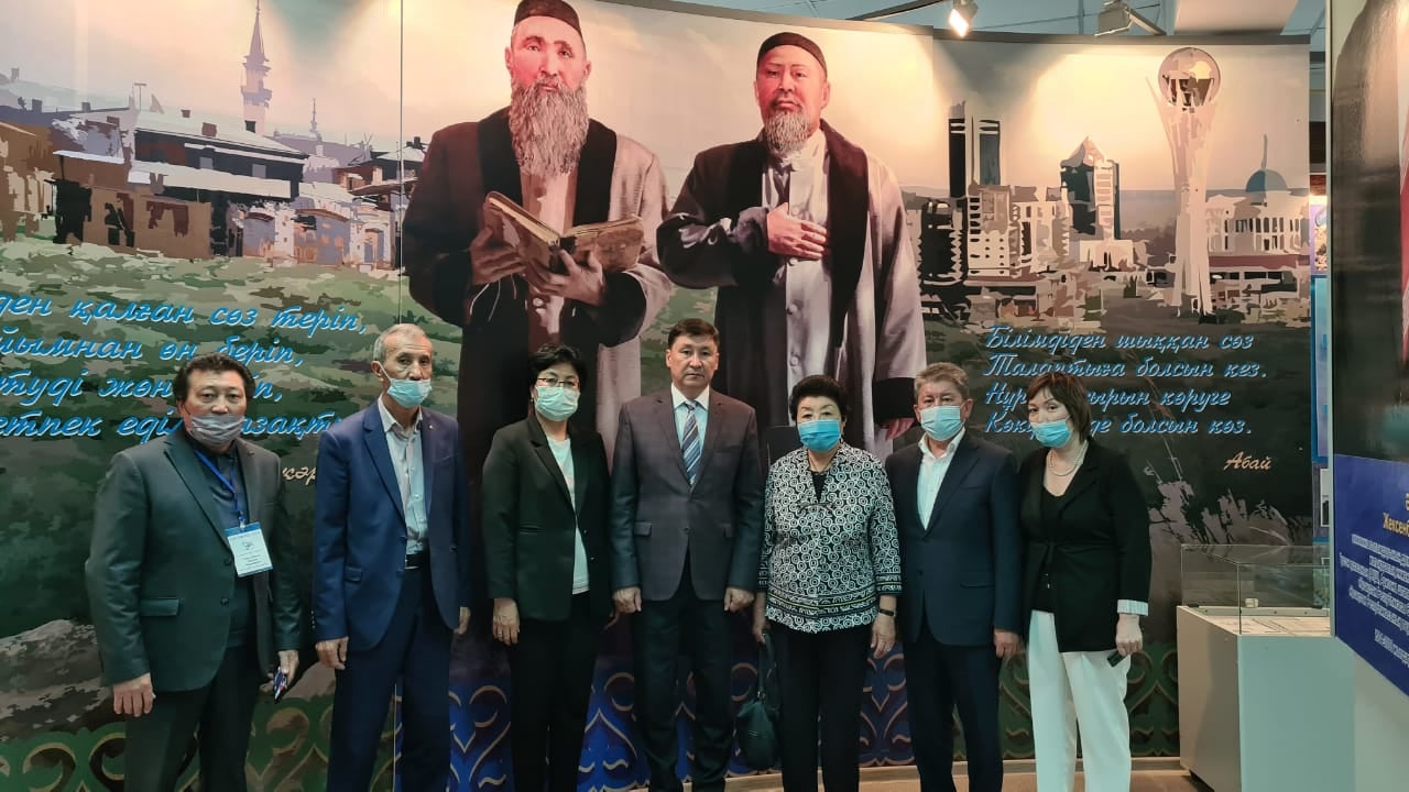 РАБОЧАЯ ПОЕЗДКА ПРЕДСТАВИТЕЛЕЙ ОТРАСЛЕВОГО ПРОФСОЮЗА В Г. СЕМЕЙ
