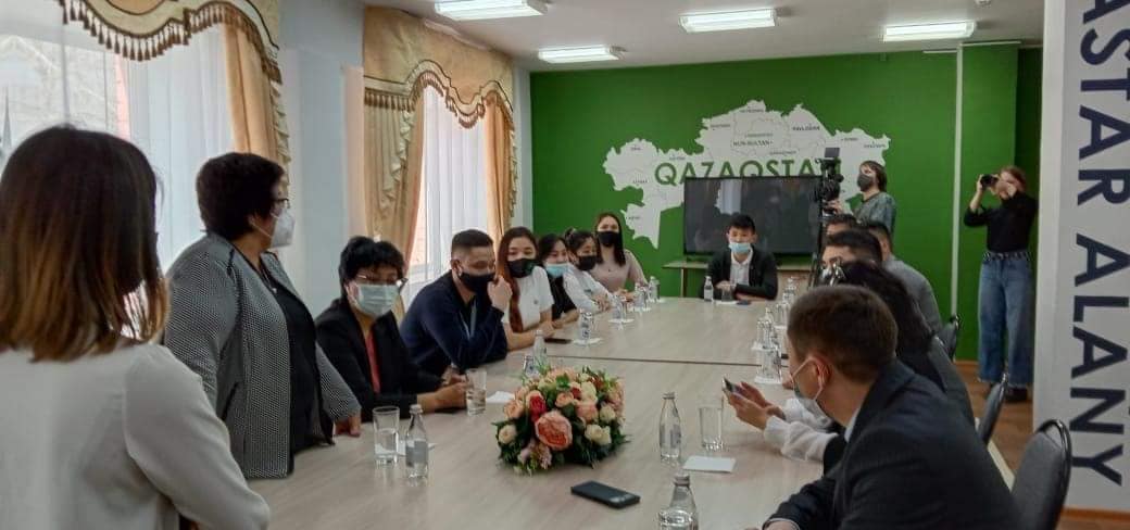 ПРЕДСЕДАТЕЛЬ ОТРАСЛЕВОГО ПРОФСОЮЗА ПОСЕТИЛА ПАВЛОДАРСКИЙ ПЕДАГОГИЧЕСКИЙ УНИВЕРСИТЕТ
