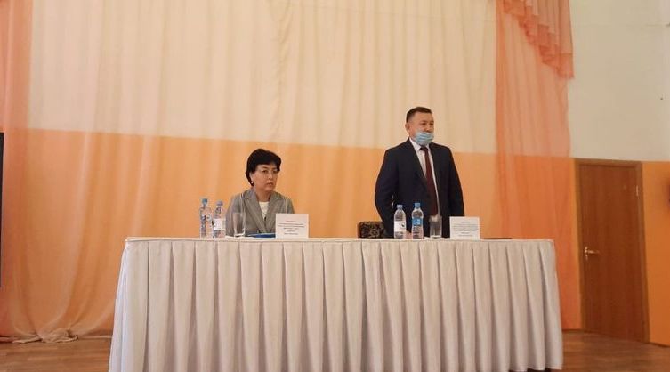 В рамках рабочей поездки в Акмолинскую область, прошел ряд встреч с профактивом Акмолинской областной организации Казахстанского отраслевого профсоюза работников образования и науки