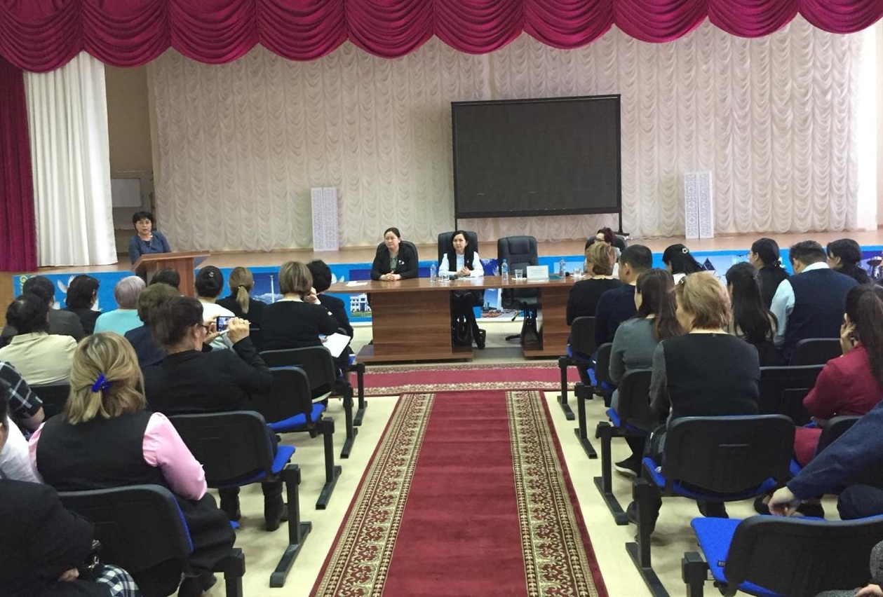 Встречи руководства профсоюза работников образования «Адилет» г.Астаны с трудовыми коллективами продолжаются