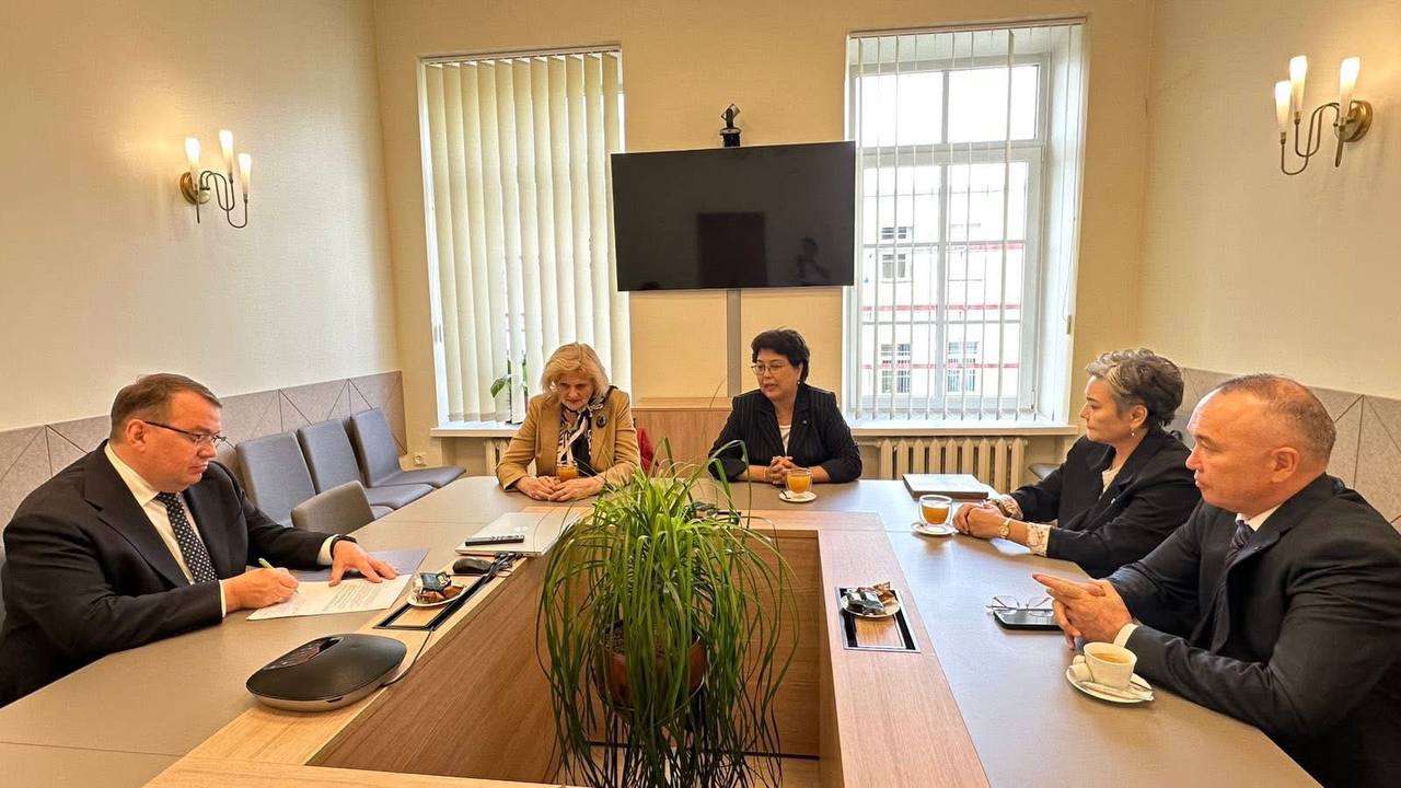 МЕЖДУНАРОДНЫЙ ОПЫТ И ДИАЛОГ ПО ВОПРОСАМ ТРУДЯЩИХСЯ-МИГРАНТОВ