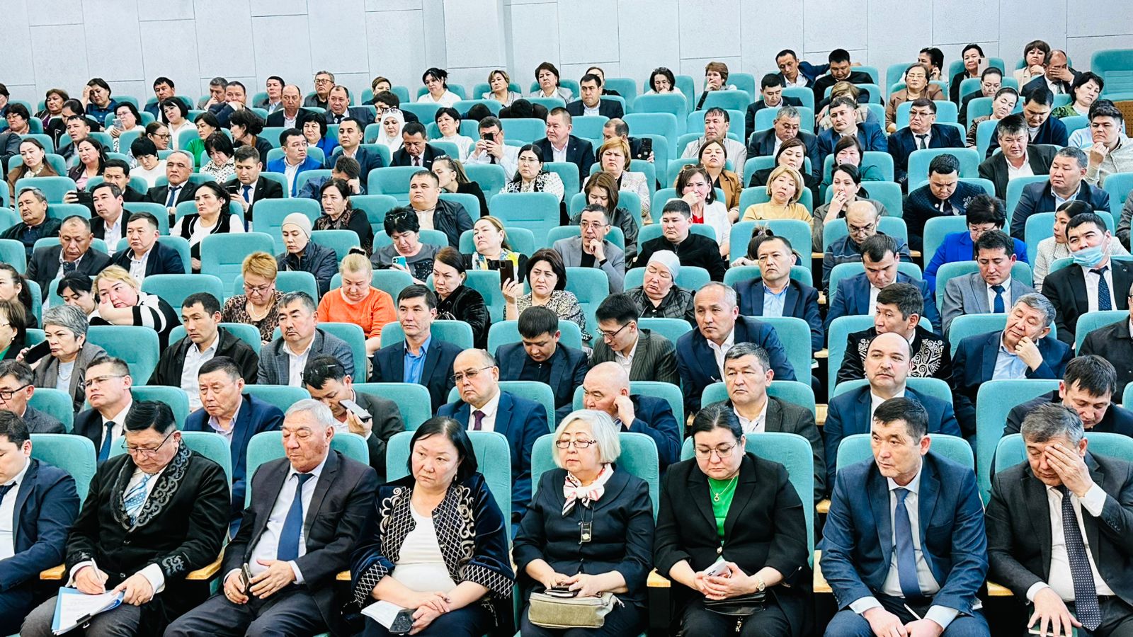 СОВМЕСТНЫЕ СЕМИНАРЫ ОТРАСЛЕВОГО ПРОФСОЮЗА И МИНИСТЕРСТВА ПРОСВЕЩЕНИЯ В ТУРКЕСТАНСКОЙ ОБЛАСТИ