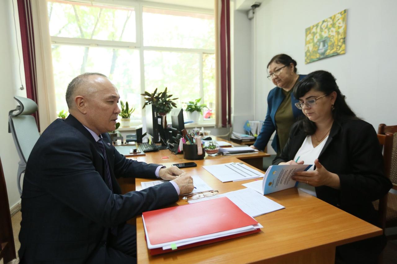 ЕҢБЕК ЗАҢНАМАСЫНЫҢ ОРЫНДАЛУЫНА ҚОҒАМДЫҚ БАҚЫЛАУ ЖҮРГІЗІЛДІ