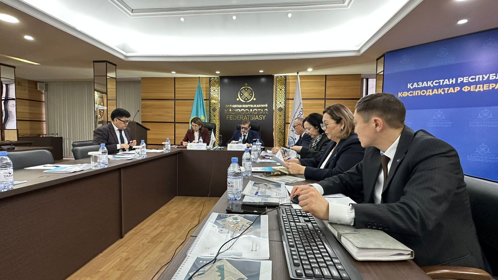🔹ЗАСЕДАНИЕ ОТРАСЛЕВОЙ КОМИССИИ В СФЕРЕ ПРОСВЕЩЕНИЯ
