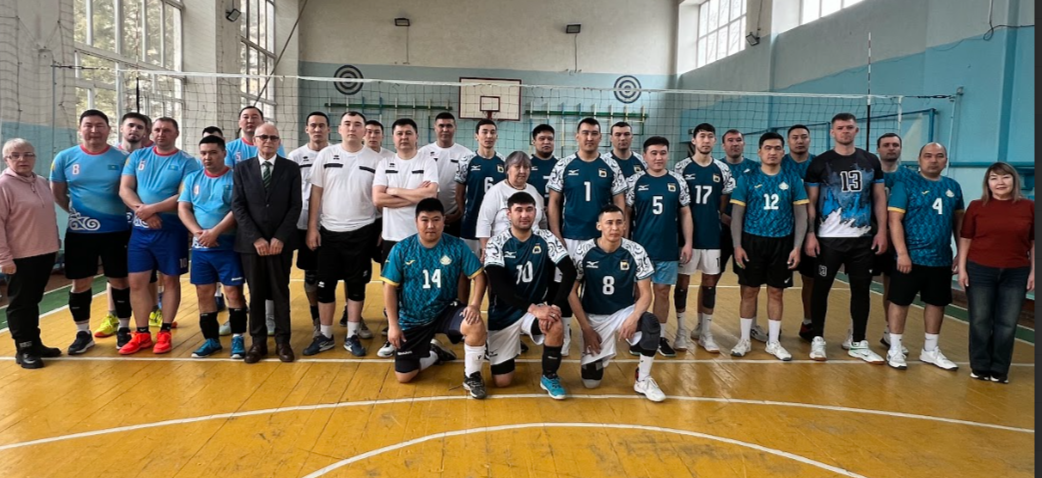 КӘСІПОДАҚ ВОЛЕЙБОЛЫ: СПАРТАКИАДА ЖАЛҒАСУДА