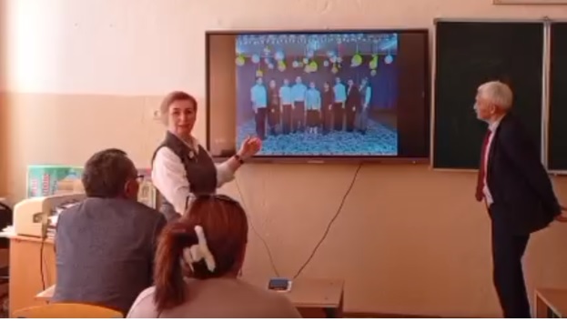УЧИМСЯ КОМАНДНОЙ РАБОТЕ!