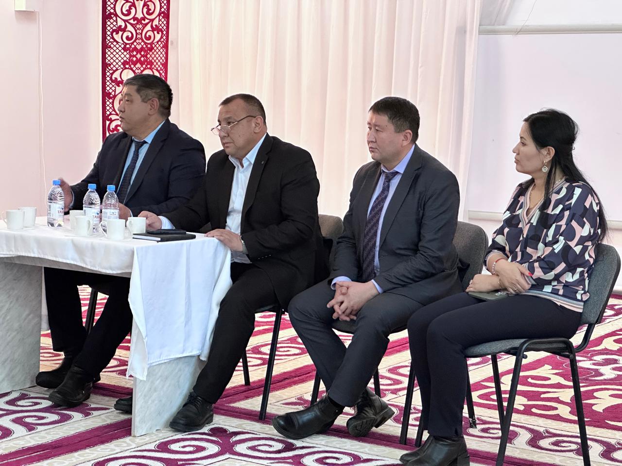 ТЕКЕЛІДЕ КӘСІПОДАҚ ӨКІЛДЕРІ БАЛАБАҚША ҰЖЫМДАРЫМЕН КЕЗДЕСТІ