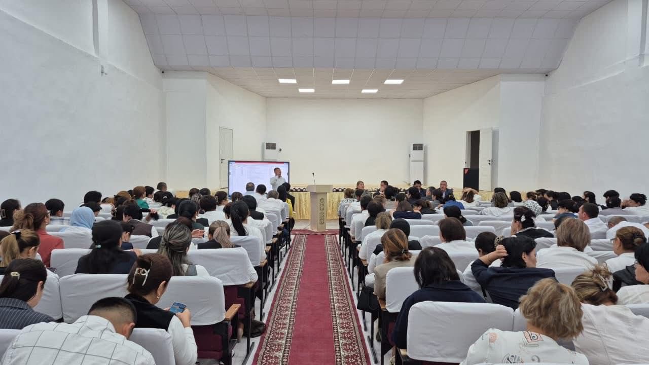ТҮРКІСТАНДА КӘСІПОДАҚ КӨШБАСШЫЛАРЫ МЕКТЕП ҰЖЫМЫМЕН КЕЗДЕСТІ