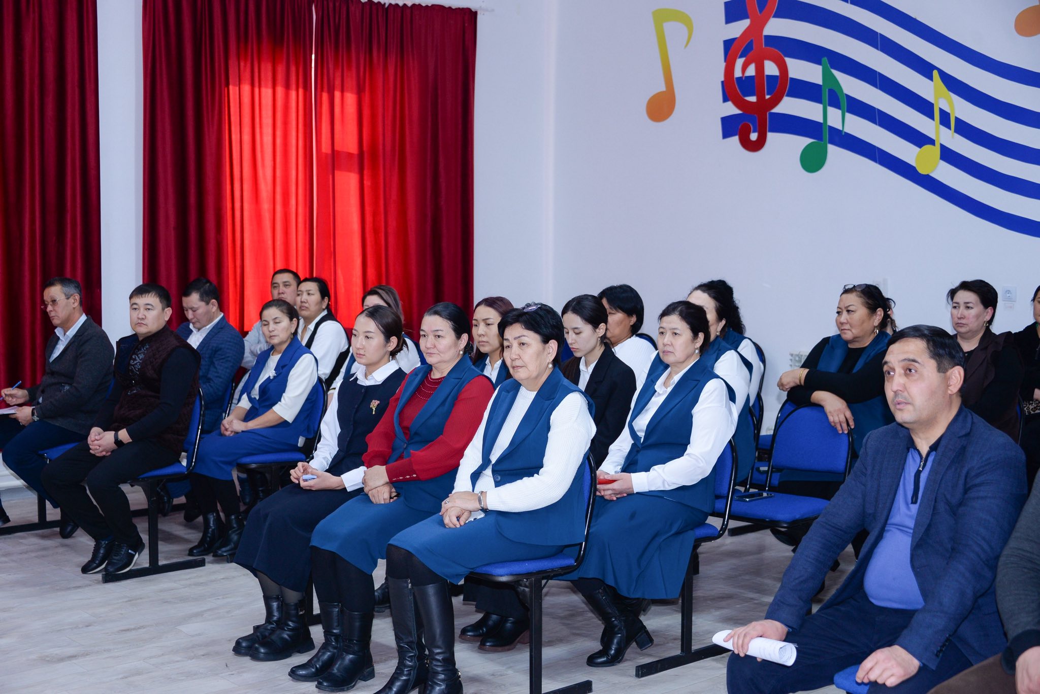КӘСІПОДАҚ МҮШЕЛЕРІНІҢ ӘЛЕУМЕТТІК-ЕҢБЕК МӘСЕЛЕЛЕРІ НАЗАРДА