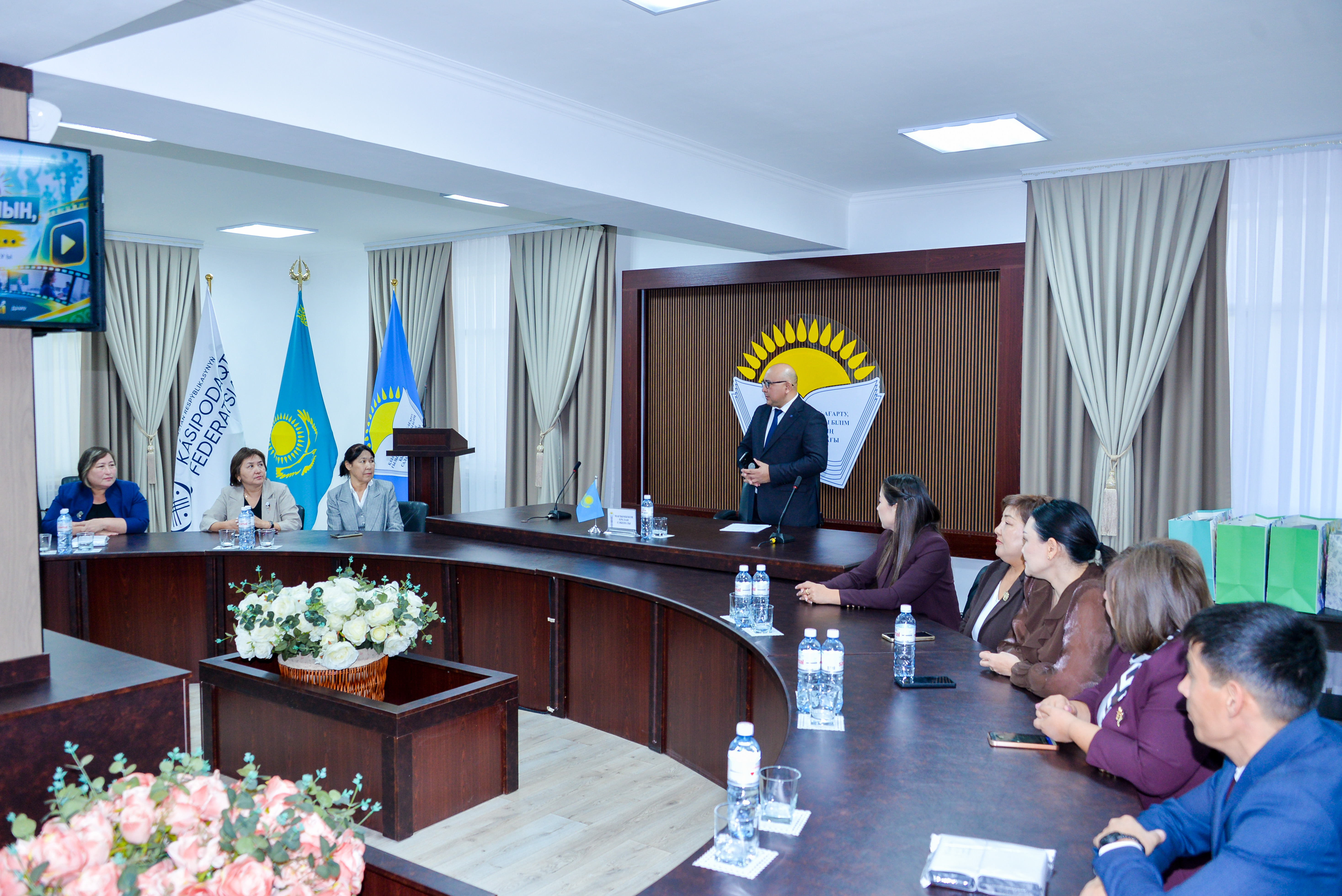 БАЙҚАУ ЖЕҢІМПАЗДАРЫ МАРАПАТТАЛДЫ