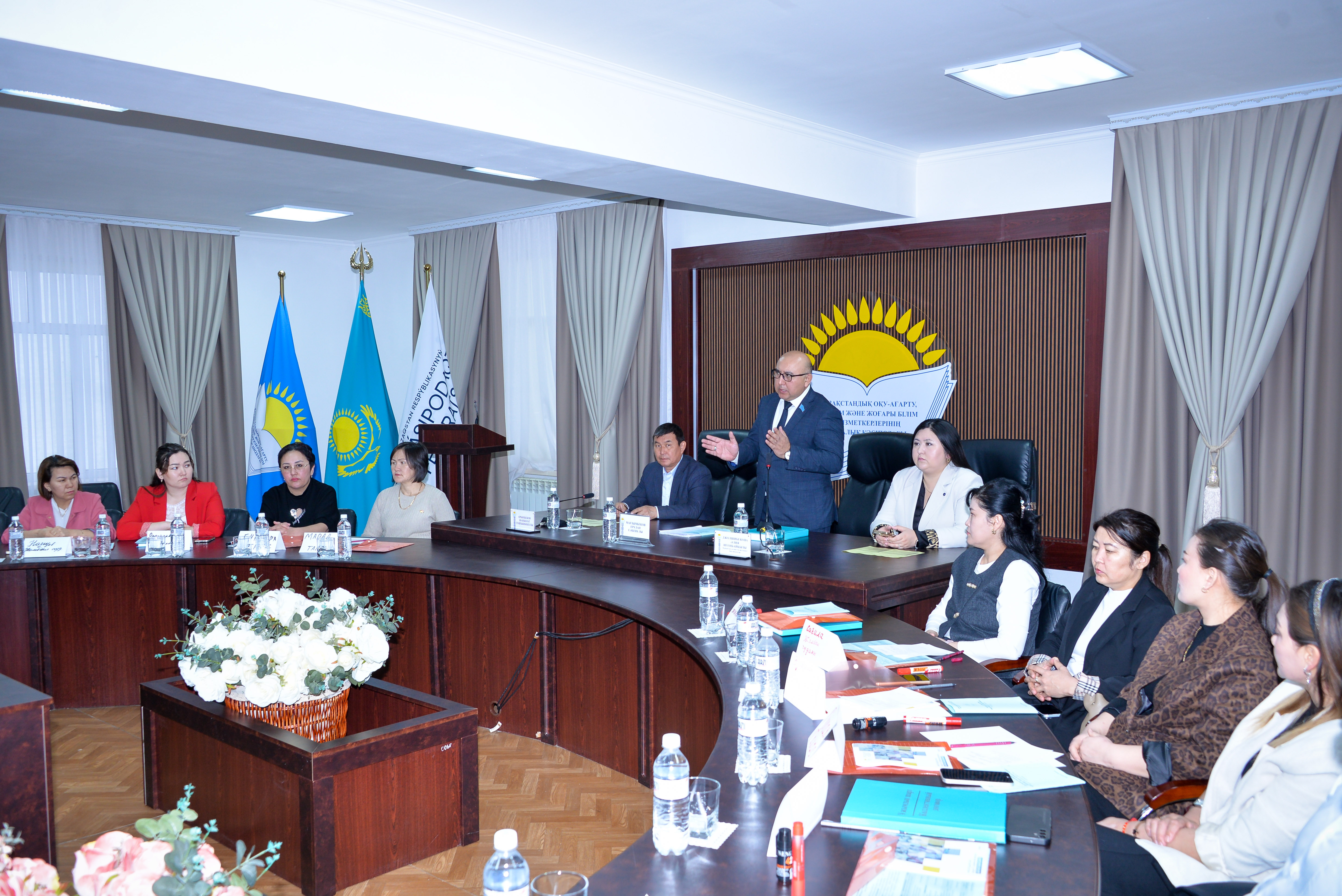 БАСТАУЫШ КӘСІПОДАҚ ТӨРАҒАЛАРЫНА АРНАЛҒАН СЕМИНАР