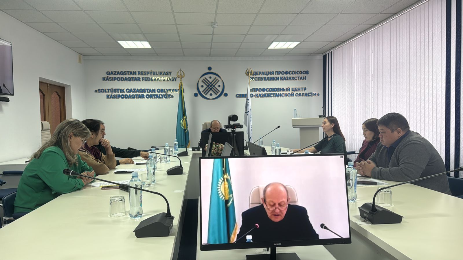 ОБЛЫСТЫҚ ҰЙЫМНЫҢ АТҚАРУ КОМИТЕТІНІҢ КЕҢЕЙТІЛГЕН ОТЫРЫСЫ ӨТТІ