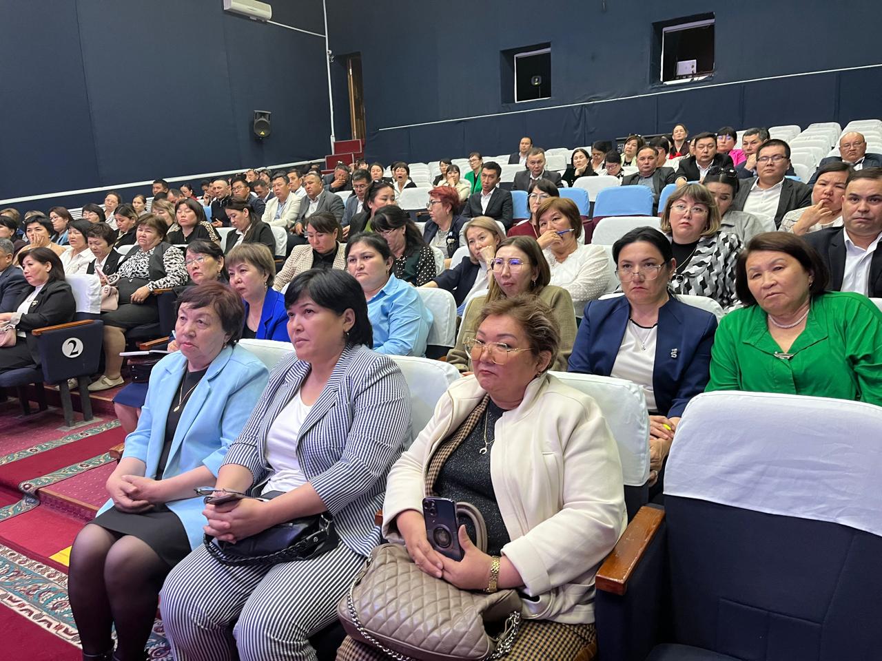 КӘСІПОДАҚ – АЙҚЫН МАҚСАТ ЖОЛЫНДА: БАТЫС ҚАЗАҚСТАН ОБЛЫСЫНДА АУМАҚТЫҚ ЖИЫНДАР ӨТТІ