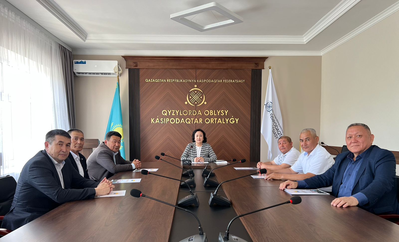 АУҒАН СОҒЫСЫ АРДАГЕРЛЕРІНЕ ҚҰРМЕТ КӨРСЕТІЛДІ