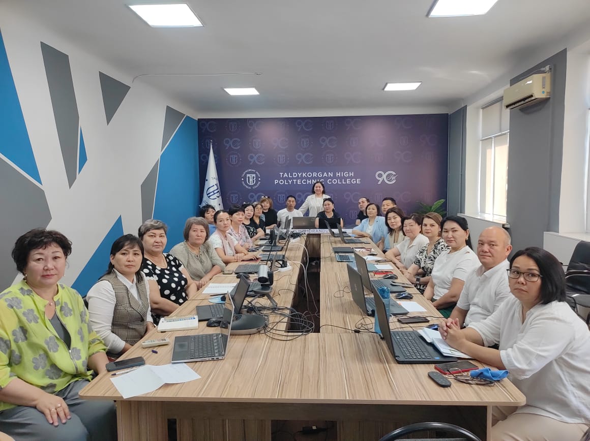 ТАЛДЫҚОРҒАНДА СЕМИНАР-ТРЕНИНГ ӨТКІЗІЛДІ