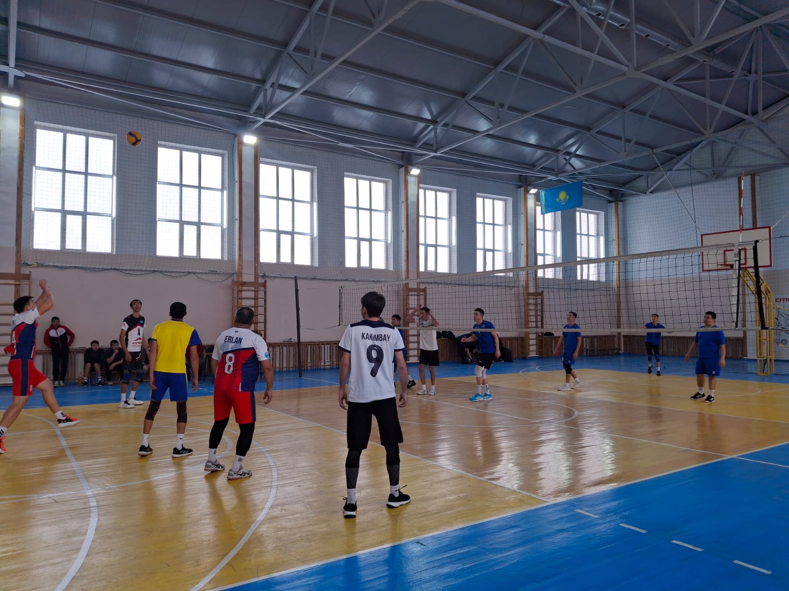 ТАЛДЫҚОРҒАНДА ҰСТАЗДАР АРАСЫНДА ВОЛЕЙБОЛДАН ЖАРЫС ӨТТІ