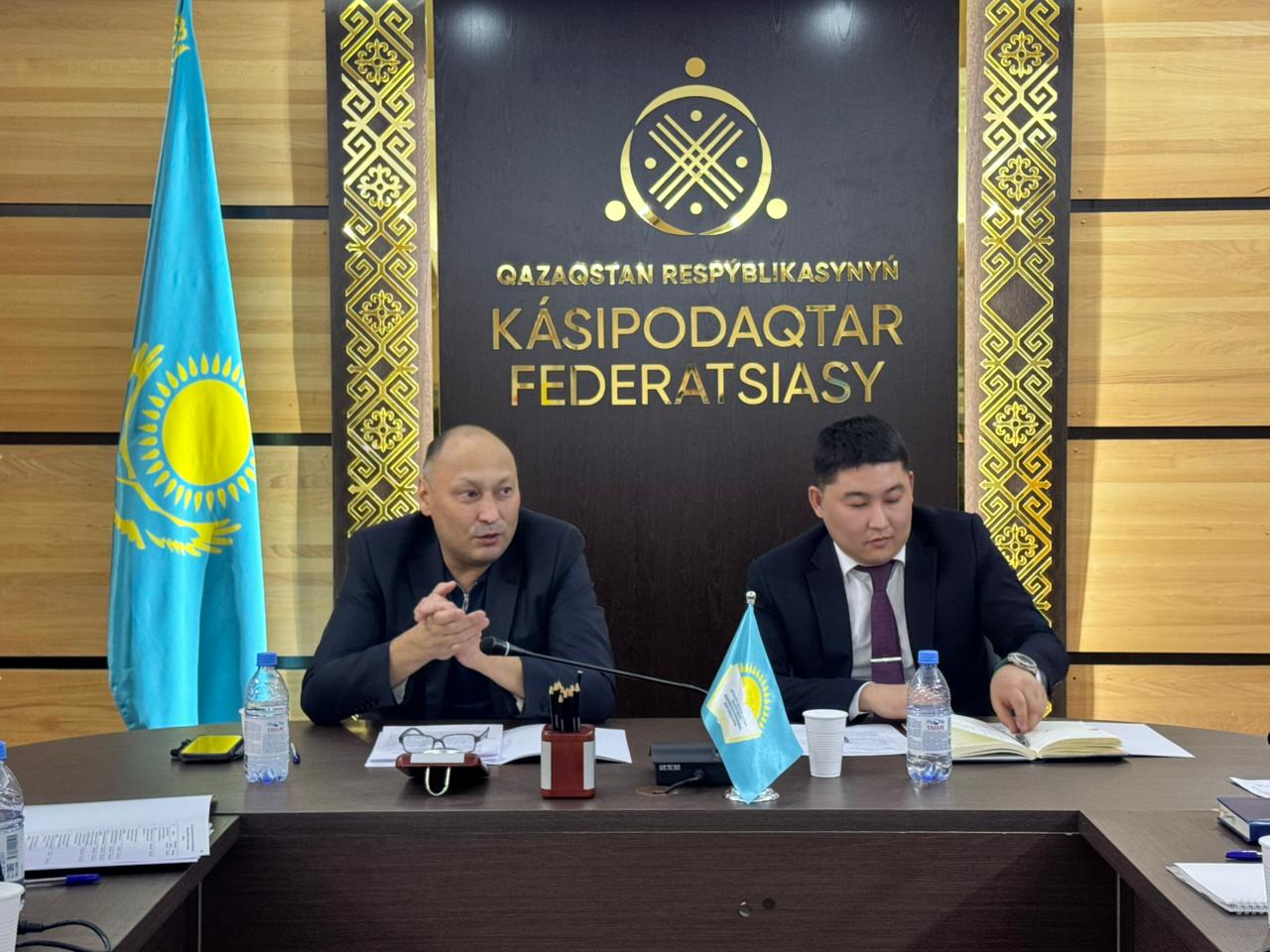 АСТАНА ҚАЛАЛЫҚ ҰЙЫМЫНДА ЖАСТАР КЕҢЕСІНІҢ ОТЫРЫСЫ ӨТТІ