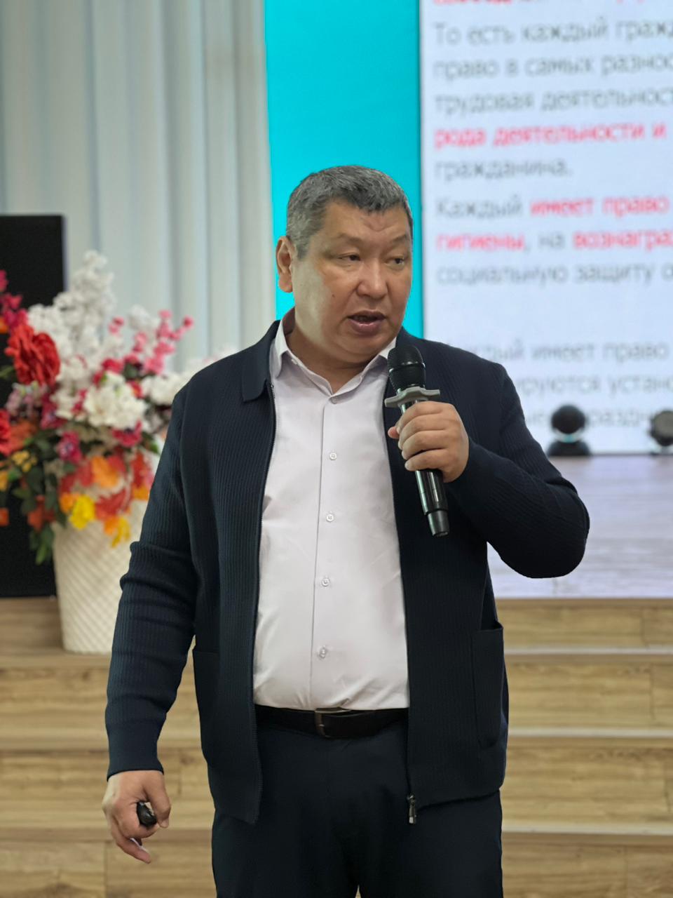 ПРОФСОЮЗ И СОГЛАСИТЕЛЬНАЯ КОМИССИЯ: ЗАЩИТА ЧЕРЕЗ ДИАЛОГ