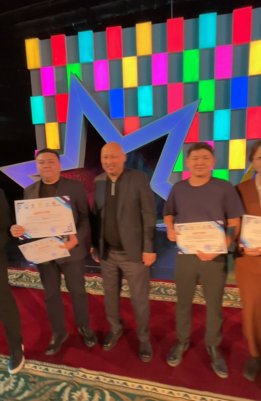 АСТАНАДА «ҚҰРМЕТ» ЗИЯТКЕРЛІК КУИЗ ОЙЫНЫНЫҢ ҚАЛАЛЫҚ КЕЗЕҢІ ҚОРЫТЫНДЫЛАНДЫ