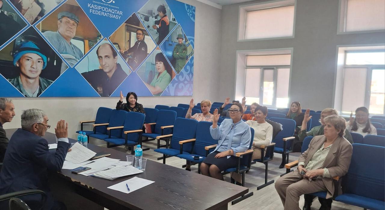 ЖАҢАСЕМЕЙ АУДАНДЫҚ КОМИТЕТІНІҢ СЕМИНАРЫ