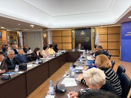 В АСТАНЕ СТАРТОВАЛ РЕСПУБЛИКАНСКИЙ СЕМИНАР РАБОТНИКОВ ПРАВОВОЙ СЛУЖБЫ ПРОФСОЮЗА