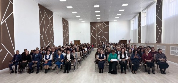 АБАЙ ӨҢІРІНДЕГІ ӘЛЕУМЕТТІК ӘРІПТЕСТІК АЯСЫНДАҒЫ КӘСІБИ ДИАЛОГ