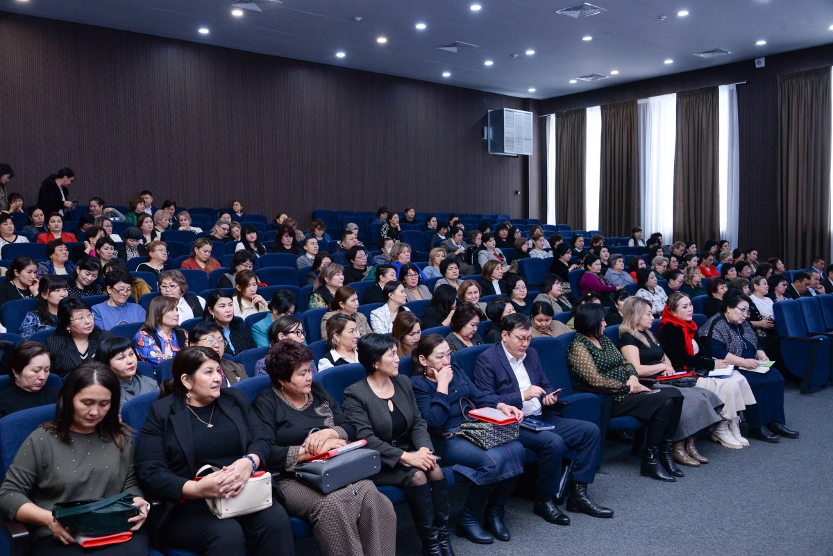 ТАРАЗДА ПЕДАГОГТАРҒА АТТЕСТАТТАУДЫҢ ЖАҢА ЕРЕЖЕЛЕРІ ТҮСІНДІРІЛДІ