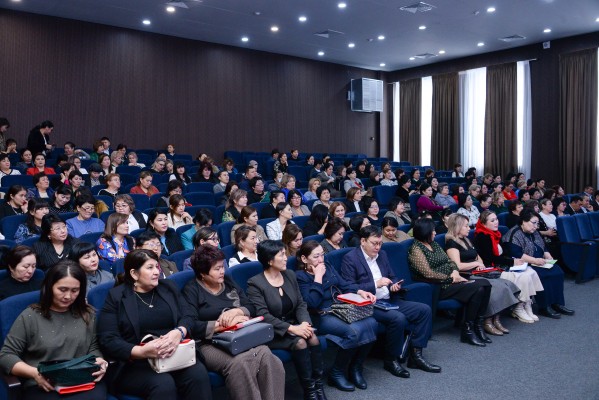ТАРАЗДА ПЕДАГОГТАРҒА АТТЕСТАТТАУДЫҢ ЖАҢА ЕРЕЖЕЛЕРІ ТҮСІНДІРІЛДІ