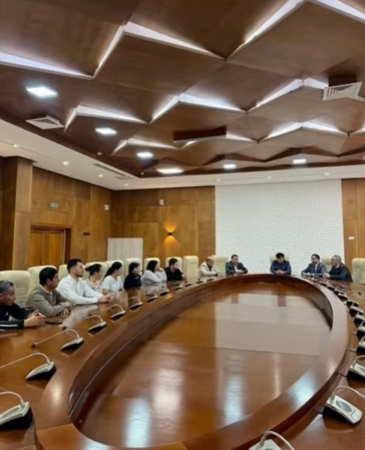 ТҮРКІСТАНДА КӘСІПОДАҚ МҮШЕЛЕРІМЕН КЕЗДЕСУЛЕР ЖАЛҒАСУДА