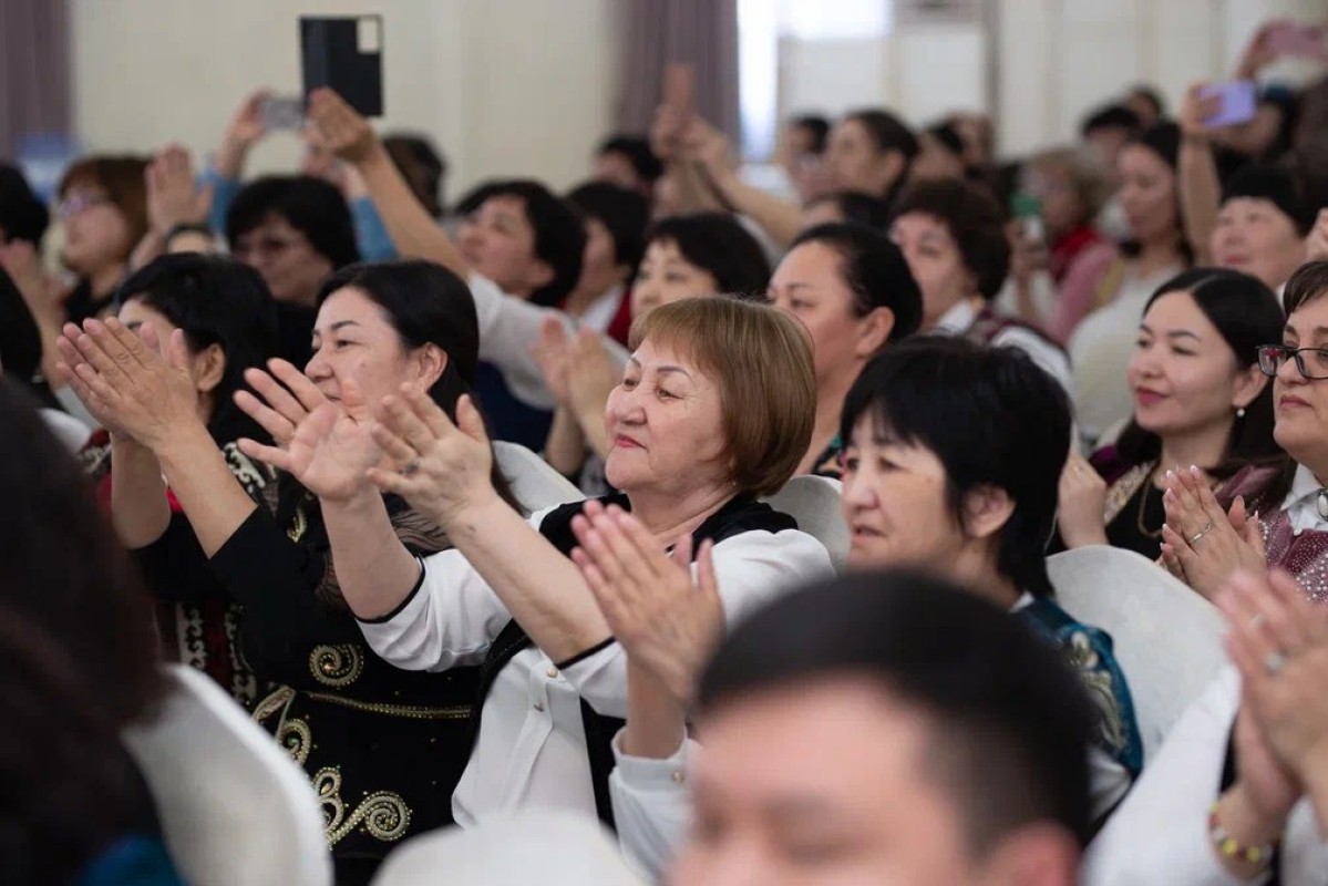 АҚТӨБЕ ОБЛЫСЫНДАҒЫ БІЛІМ ЖӘНЕ ҒЫЛЫМ САЛАСЫНЫҢ КӘСІПОДАҚ МҮШЕЛЕРІ МАРАПАТТАЛДЫ
