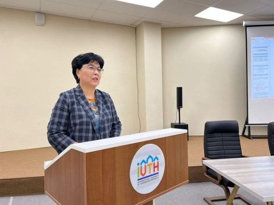 САЛАЛЫҚ КӘСІПОДАҚ ӨКІЛДЕРІ ТҮРКІСТАНДА СЕМИНАР ӨТКІЗДІ