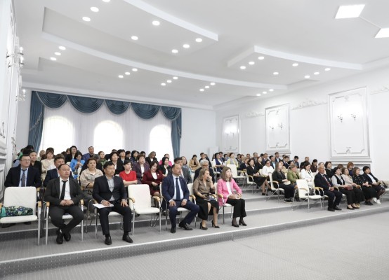 БІЛІМ МЕН ЗАҢ ҮНДЕСТІГІ ЖОЛЫНДАҒЫ МАҢЫЗДЫ КЕЗДЕСУ