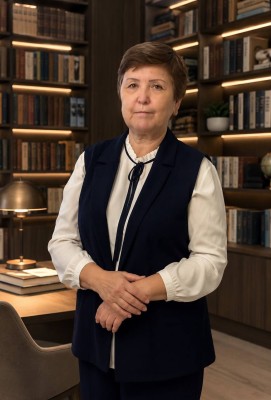 ЕҢБЕК АДАМЫ