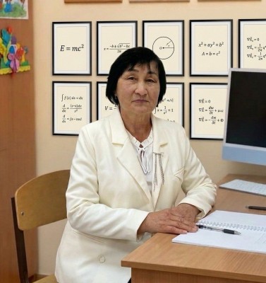 ЕҢБЕК АДАМЫ