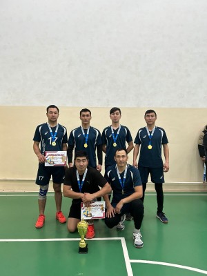 АЛМАТЫЛЫҚ ПЕДАГОГТАР АСЫҚ АТУДАН ЖАРЫСТЫ