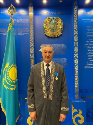 ВЫСОКАЯ НАГРАДА ЗА ПРЕДАННОСТЬ ДЕЛУ