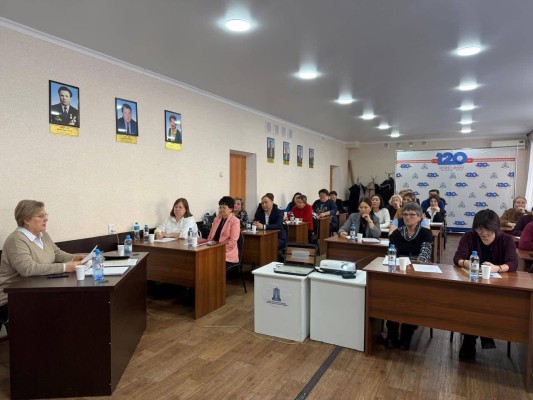 СПОР БЕЗ СУДА: В КОСТАНАЕ ТОП ОБУЧАЕТ ПРОФСОЮЗЫ ГРАМОТНО ЗАЩИЩАТЬ ПРАВА РАБОТНИКОВ