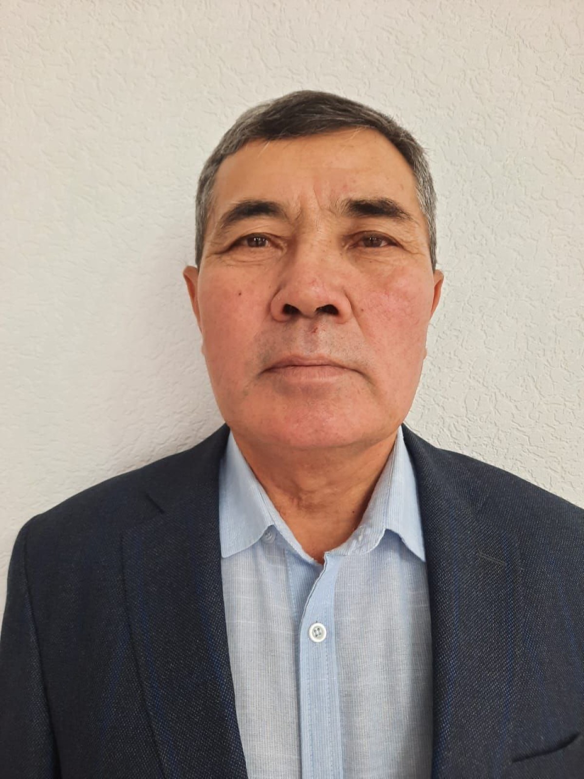 ЕҢБЕК АДАМЫ