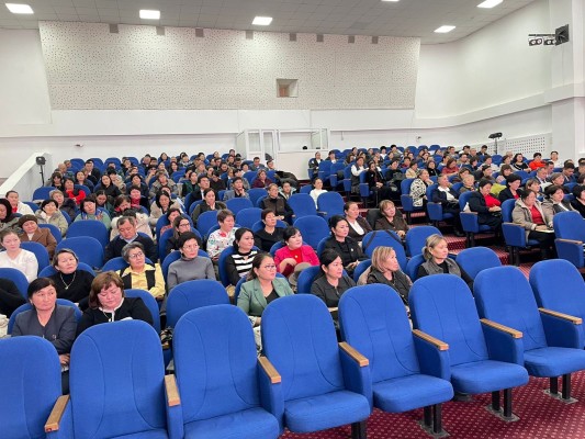 ЖЕТІСУДА КЕЛІСУ КОМИССИЯСЫ МҮШЕЛЕРІН ОҚЫТУ ЖАЛҒАСУДА