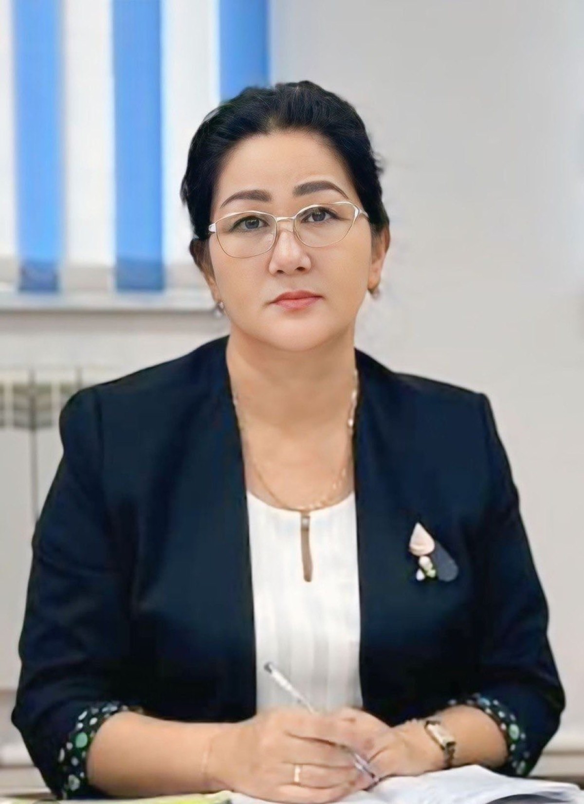 ЕҢБЕК АДАМЫ