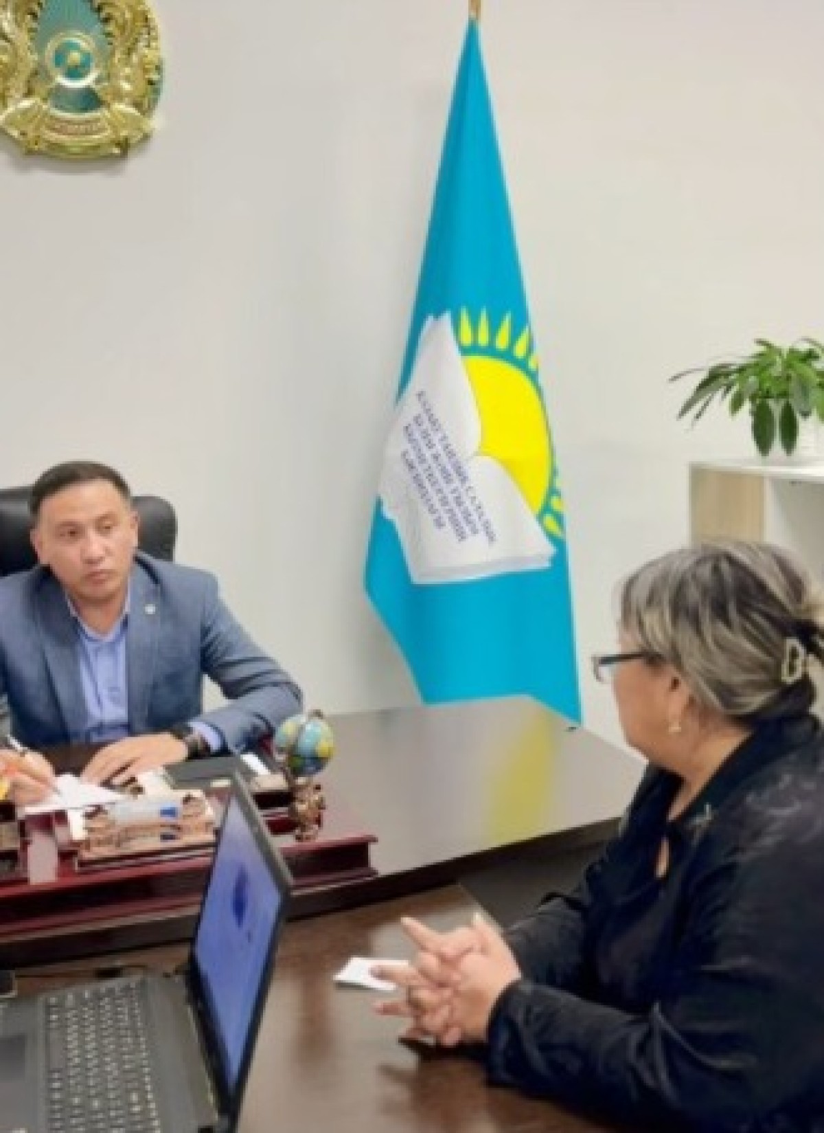 ОБЛЫСТЫҚ ҰЙЫМ ТӨРАҒАСЫ ҚОҒАМДЫҚ ҚАБЫЛДАУ ӨТКІЗДІ