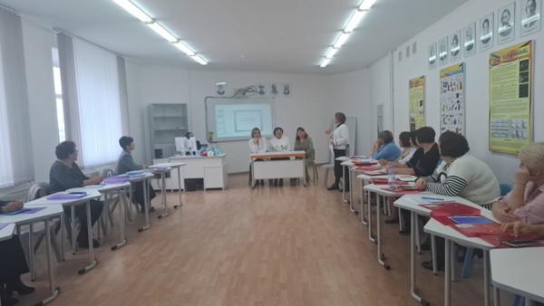 ВСТРЕЧА С ПРЕДСЕДАТЕЛЯМИ ПЕРВИЧЕК И ЧЛЕНАМИ РАЙОННОЙ КОМИССИИ
