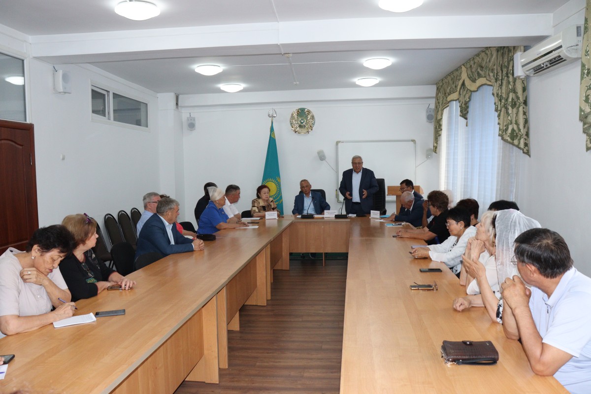 ТАЛДЫҚОРҒАНДА САЛА АРДАГЕРЛЕРІМЕН КЕЗДЕСУ ӨТТІ