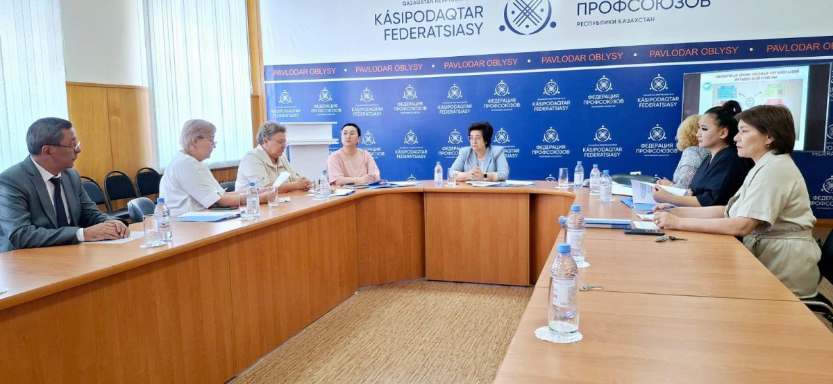 В ПАВЛОДАРЕ СОСТОЯЛОСЬ ЗАСЕДАНИЕ ИСПОЛКОМА